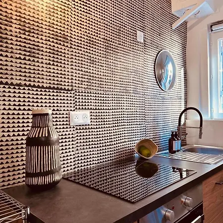 Historic Center - 5 Mins Airport-airbus-meett 블라냑