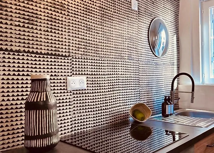 Historic Center - 5 Mins Airport-airbus-meett 블라냑